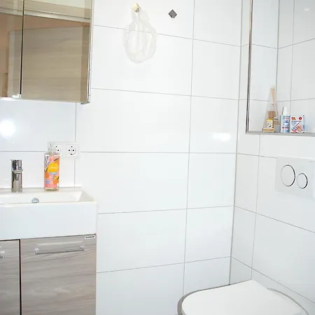 Willkommen In Dagersheim Bei Boeblingen! Gemuetliches 1 Zi Appartement Zum Wohlfuehlen In Einem Angenehmen Umfeld! Exterior foto