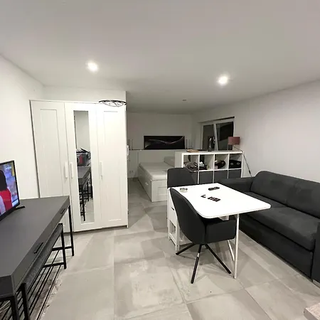 Willkommen In Dagersheim Bei Boeblingen! Gemuetliches 1 Zi Appartement Zum Wohlfuehlen In Einem Angenehmen Umfeld! Exterior foto