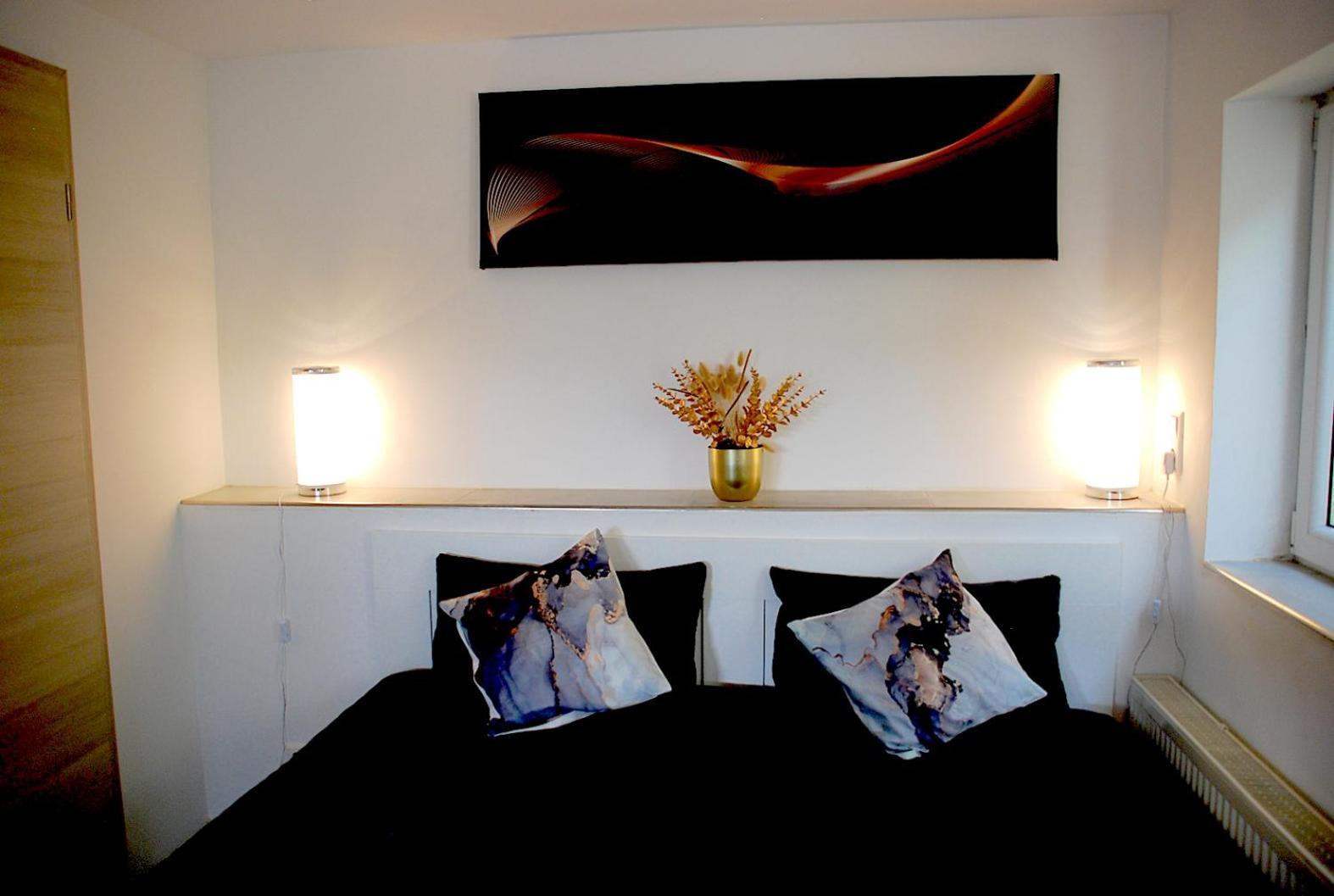 Willkommen In Dagersheim Bei Boeblingen! Gemuetliches 1 Zi Zum Wohlfuehlen In Einem Angenehmen Umfeld! Apartment