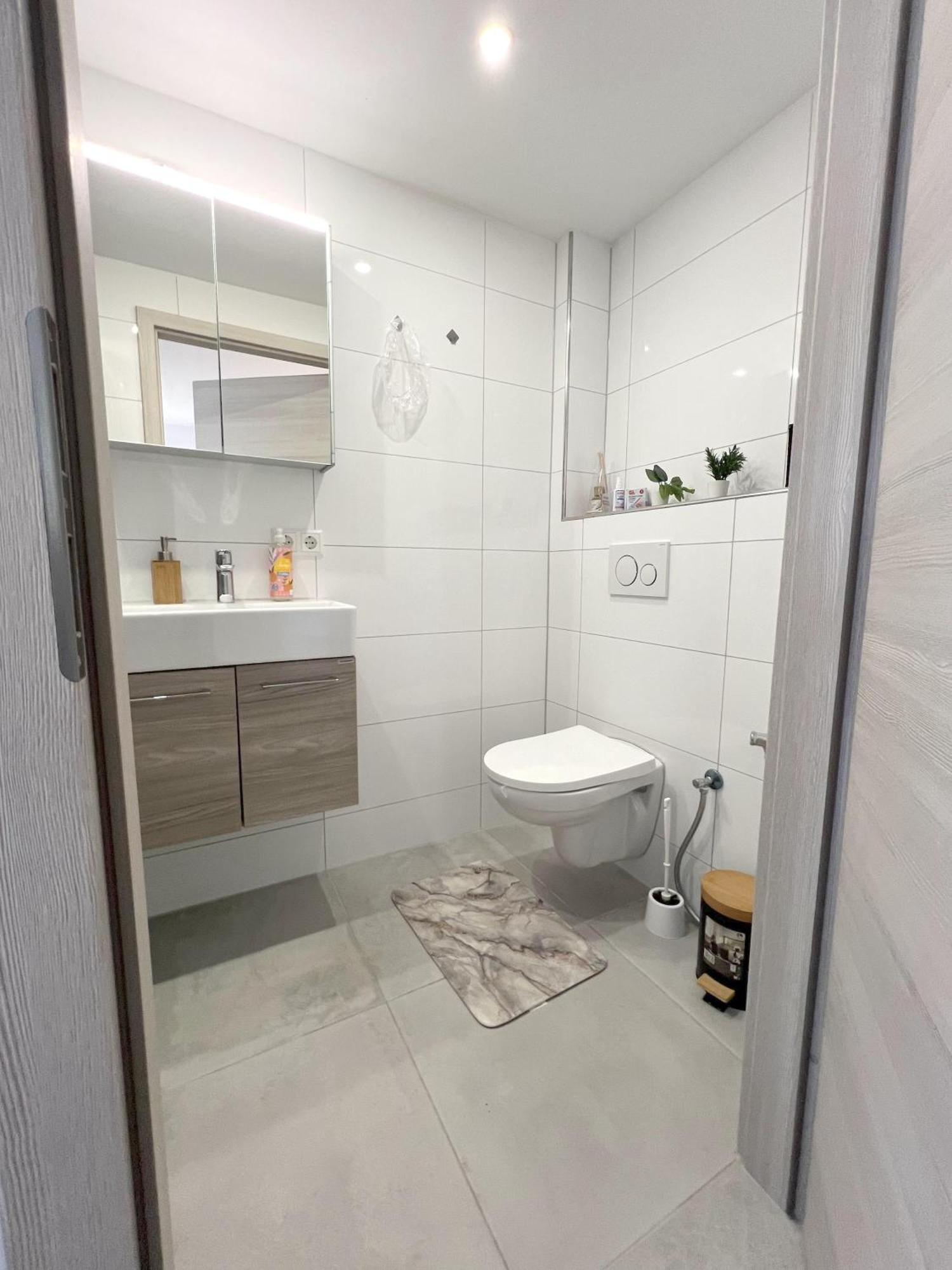 Willkommen In Dagersheim Bei Boeblingen! Gemuetliches 1 Zi Zum Wohlfuehlen In Einem Angenehmen Umfeld! Apartment Boeblingen